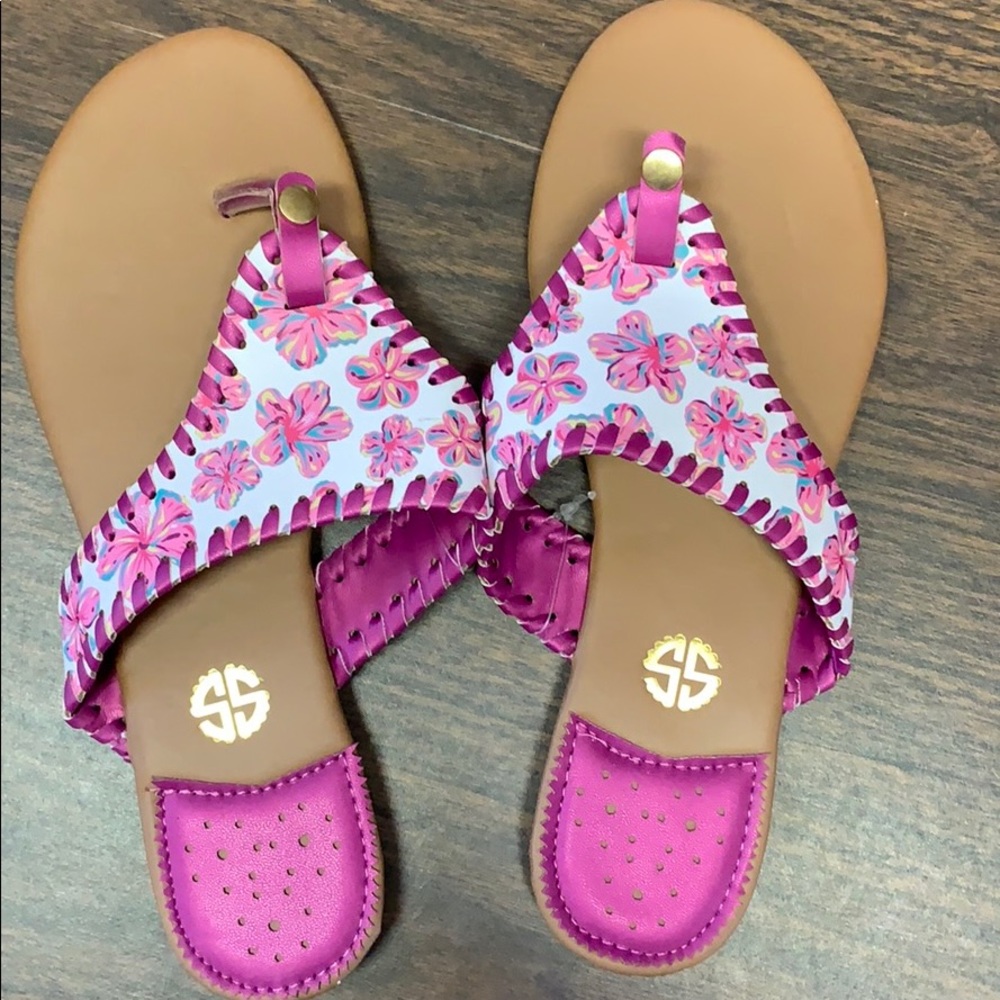 Simply Southern size 7 sandals
